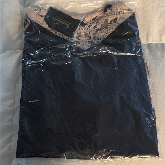 Fredericks of Hollywood Satin & Lace Cami Set - Picture 3 of 5